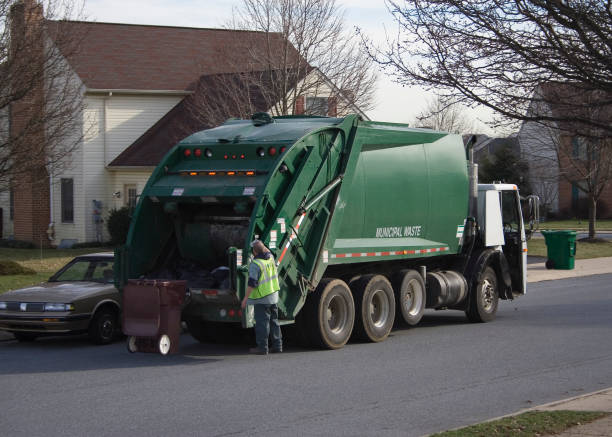 Best Furniture Removal  in Huntgton, IN